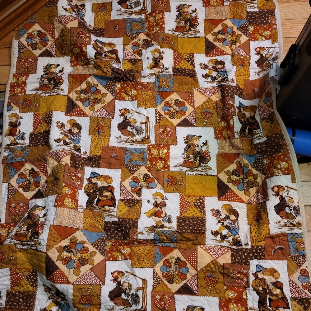Vintage Hand Crafted Cottagecore Country Granny Patchwork  Quilt